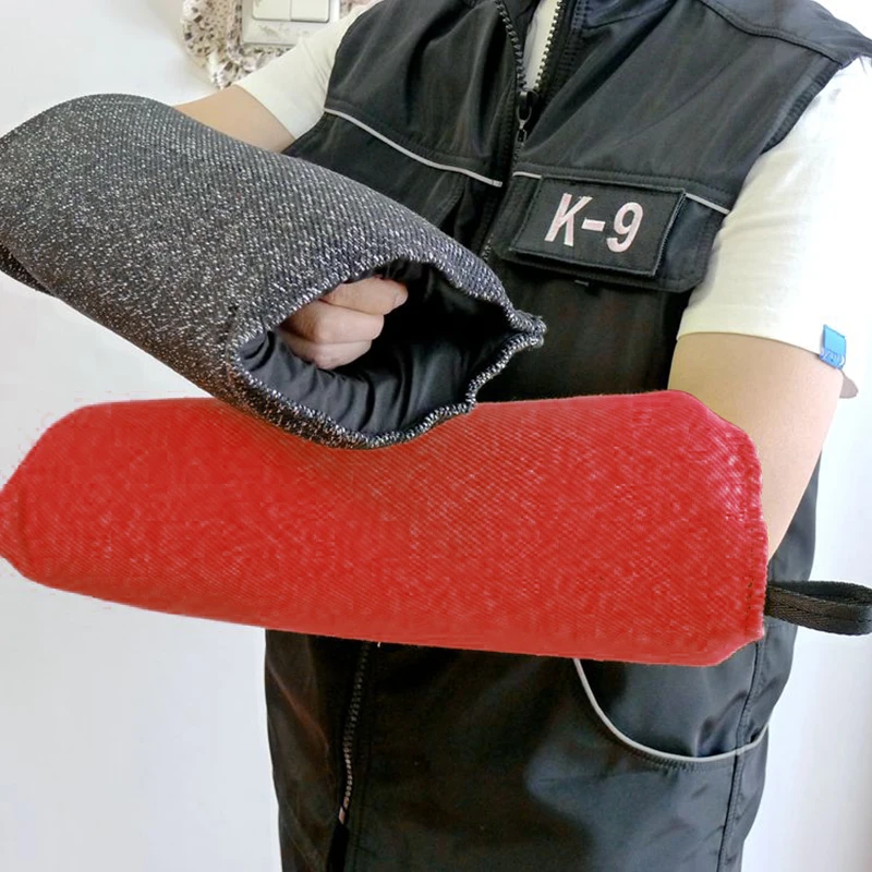 Interactive Squeaky Plush Dog Toy - أكمام تدريب الكلاب جرو عض الكلاب
